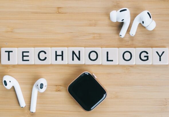 Best Budget Android Gadgets in 2026: a collage of smartwatch, audio earbuds, storage drives, and productivity accessories