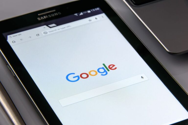 Apple vs. Samsung vs. Google: Which ecosystem is most secure for your data? Smartphone users compare security.