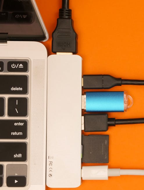 Illustration comparing USB-C vs Thunderbolt vs HDMI ports for choosing the right connection: a tech-savvy guide.